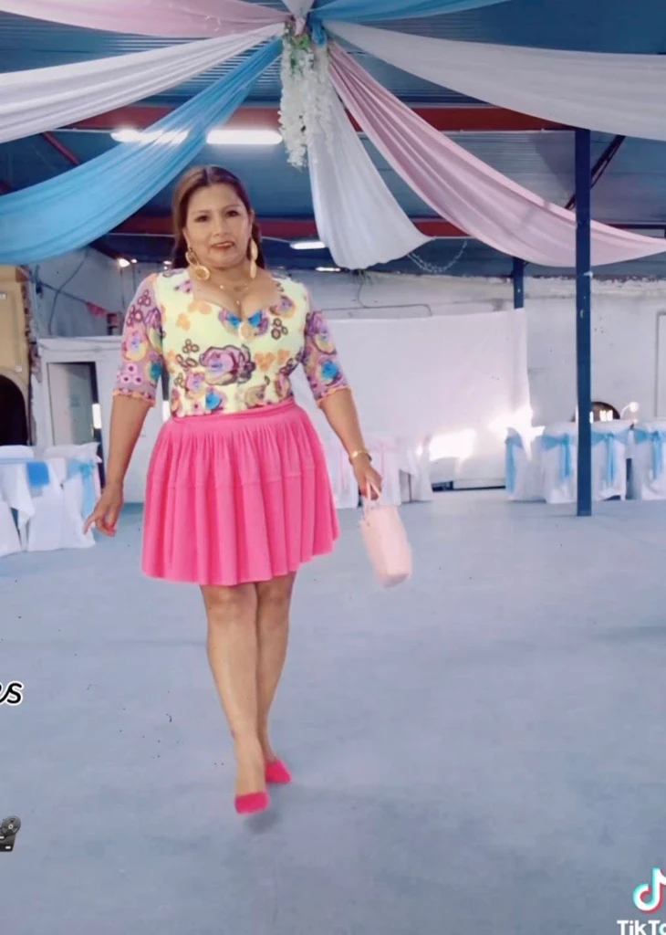 Reynita CM en evento y celebración boliviana